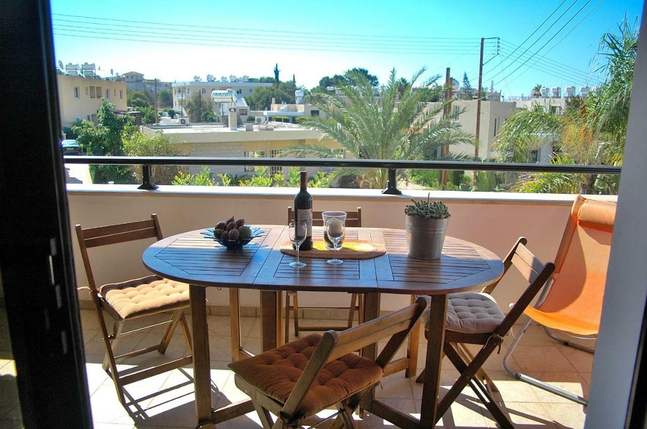 Kissonerga Apartament *